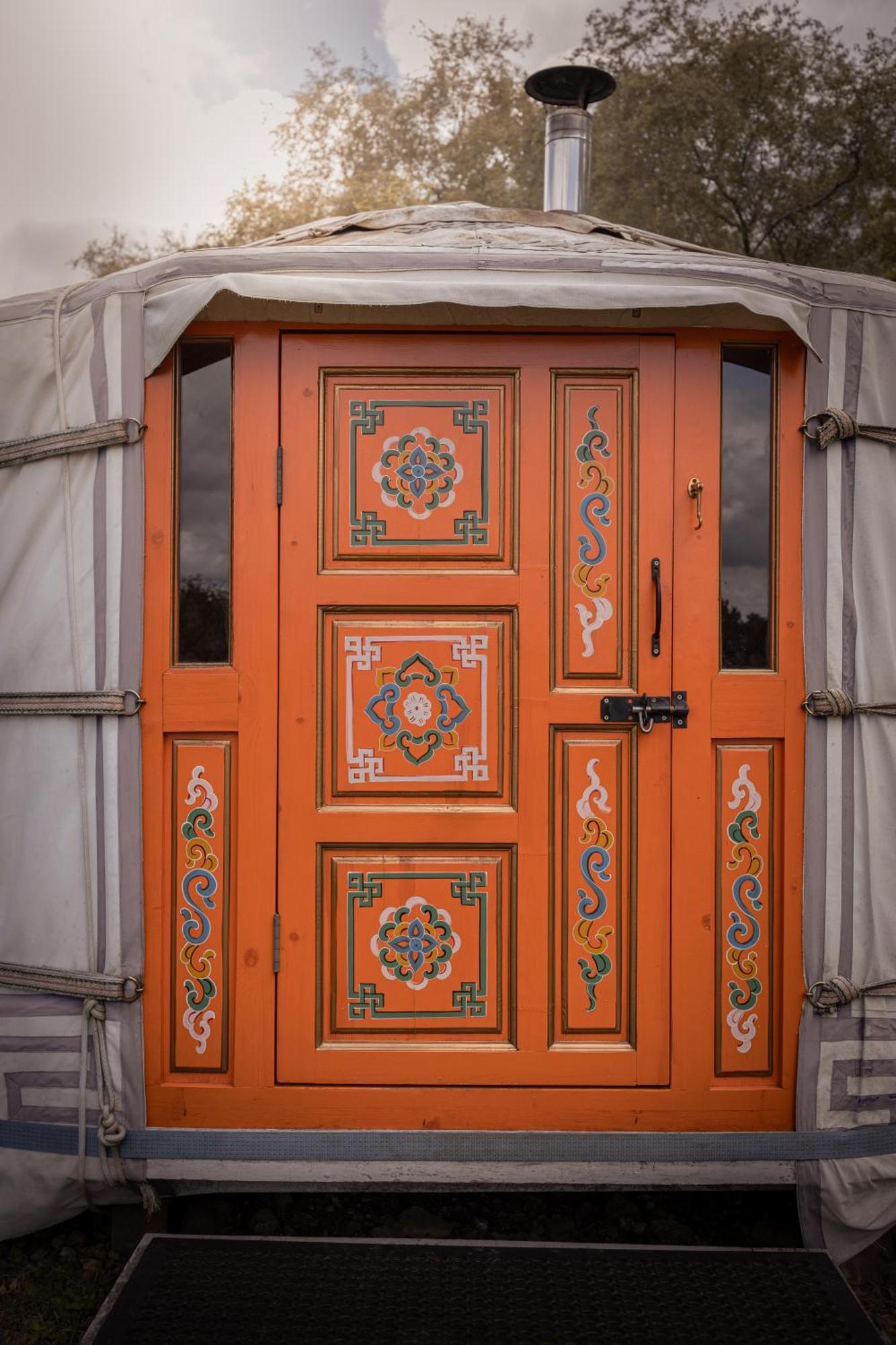 Отель Gilfach Gower Farm Luxury Yurt With Hot Tub Амманфорд Экстерьер фото
